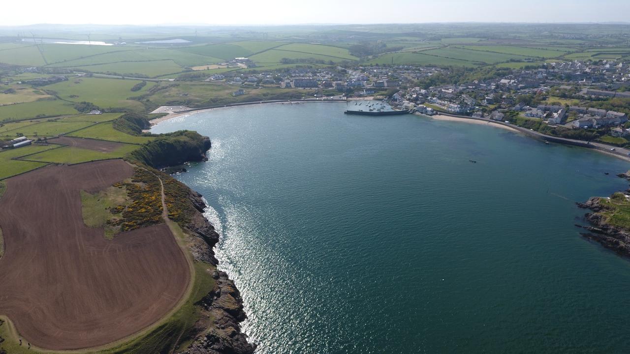 Castellor Bed & Breakfast Cemaes Bay Exterior foto